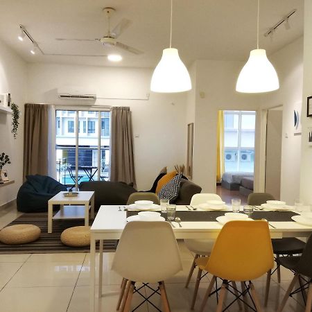 Subang City Residence, 8-9 Pax With Balcony, Walking Distance To Summit, 5Min To Sunway Subang Jaya Luaran gambar