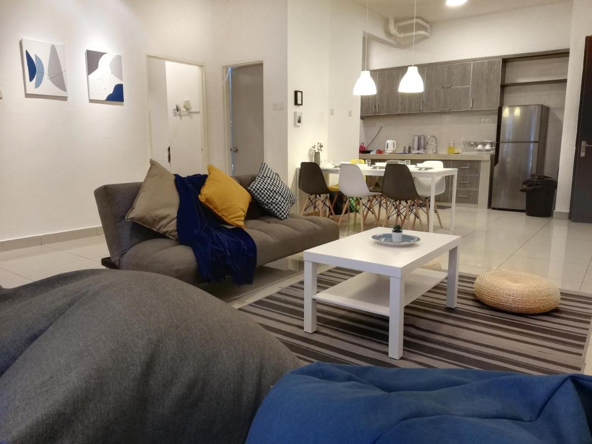 Subang City Residence, 8-9 Pax With Balcony, Walking Distance To Summit, 5Min To Sunway Subang Jaya Luaran gambar