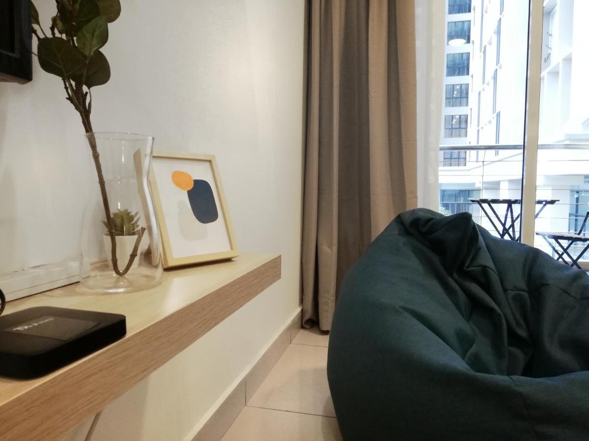 Subang City Residence, 8-9 Pax With Balcony, Walking Distance To Summit, 5Min To Sunway Subang Jaya Luaran gambar